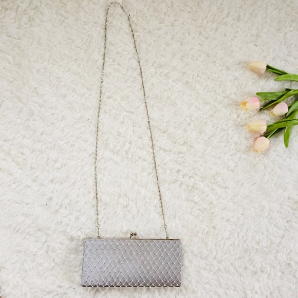 VINTAGE Silver Clutch Silver Chain Evening Purse - Picture 5 of 16